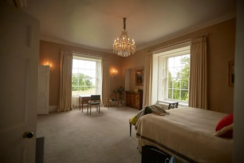 Bedroom at Immaculate Devizes country house, A1384 (photo 15)