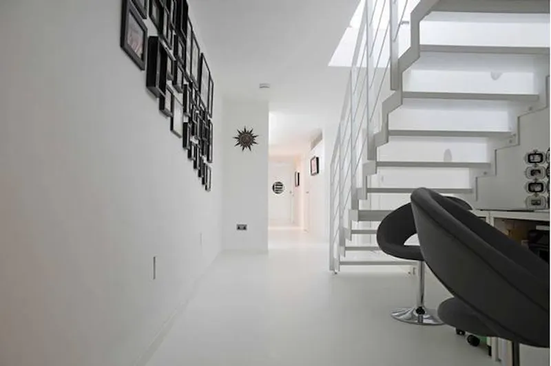 Staircase at Modern Arizona in Wellingborough, K403 (photo 5)