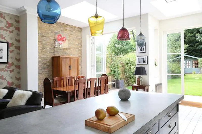 Dining room at Kensal Rise family house, B1688 (photo 8)