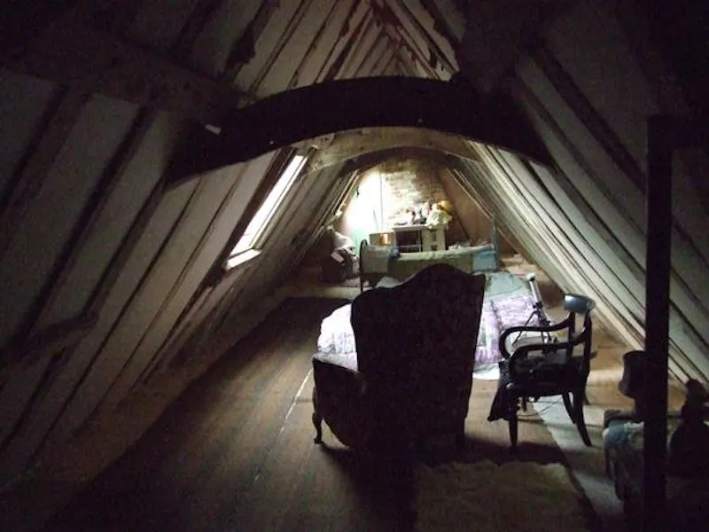 Attic at Film location H175 in Kent (photo 11)