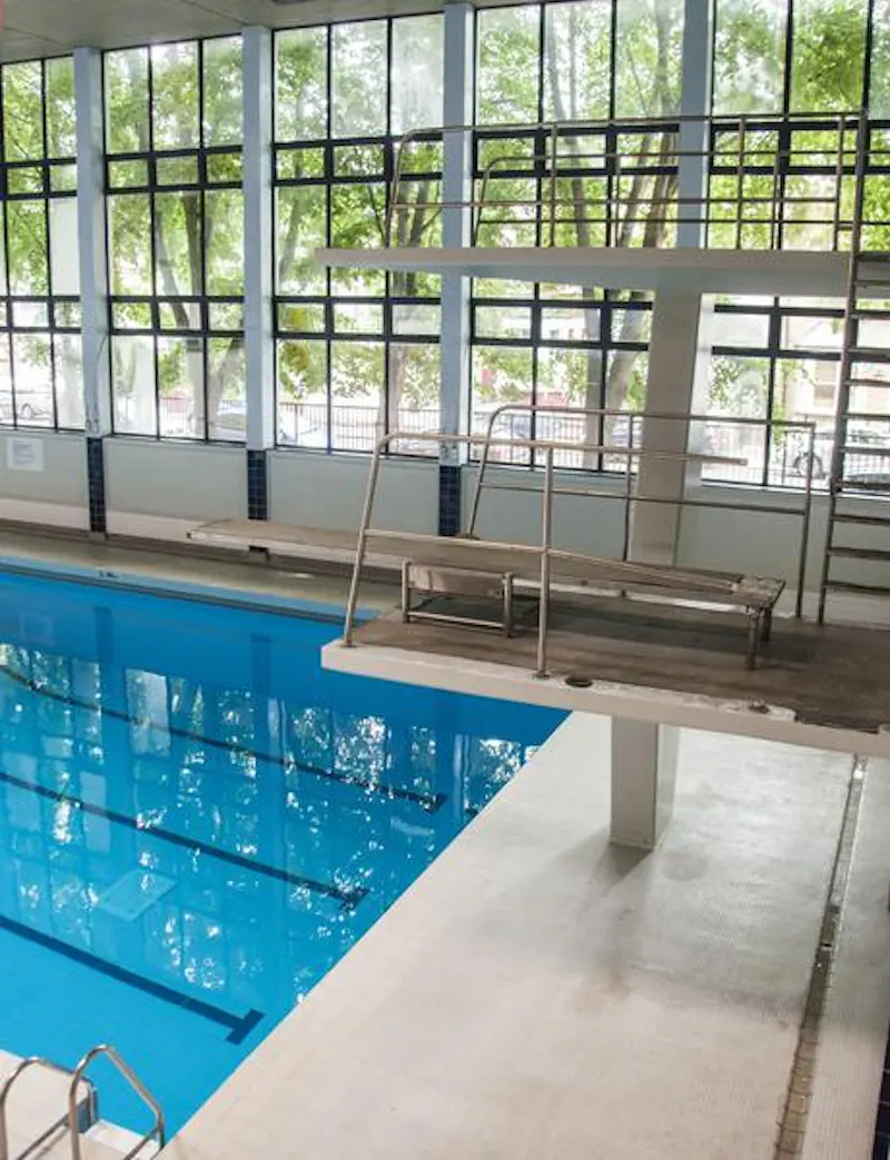 Barons Court gym, Q109 (photo 29)