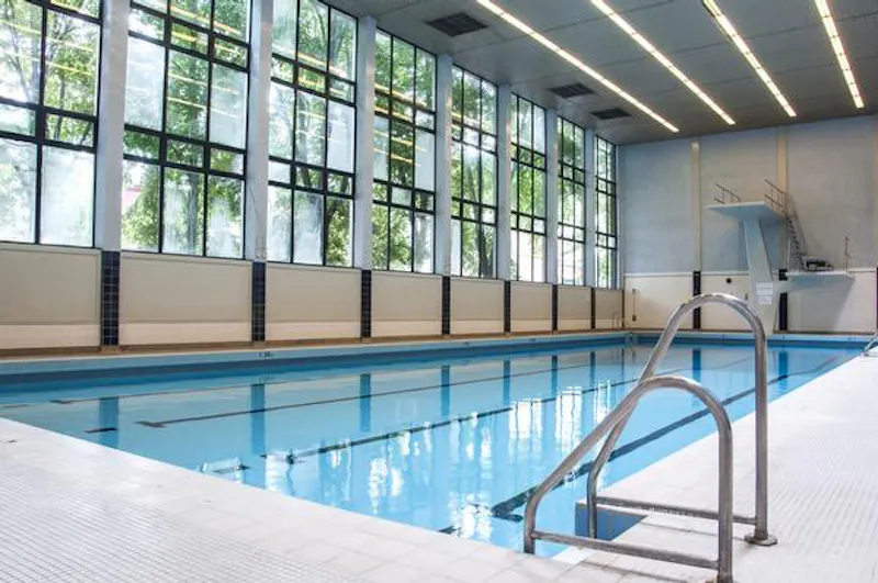 Swimming pool - indoor at Barons Court gym, Q109 (photo 41)