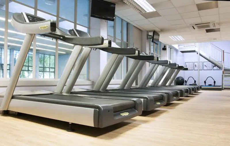 Barons Court gym, Q109 (photo 51)