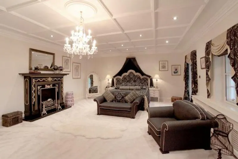 Modern mansion near Warrington, D2223 (photo 25)