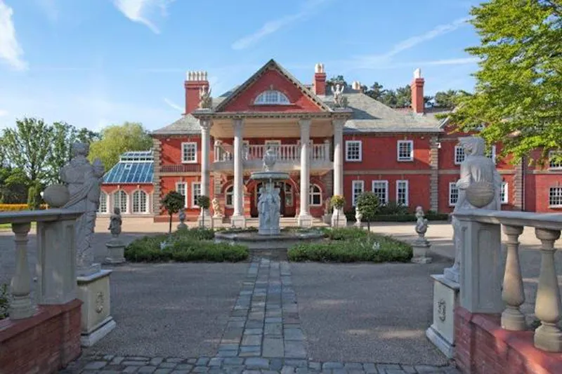 Modern mansion near Warrington, D2223 (photo 44)
