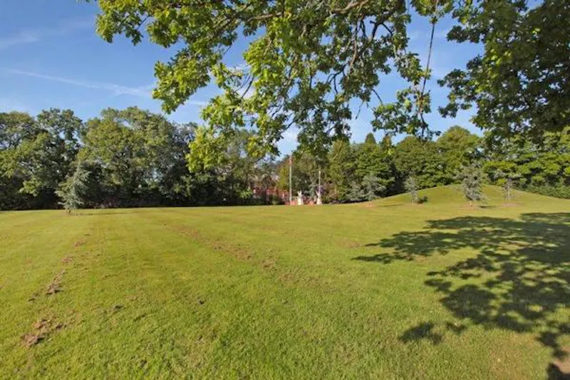 Modern mansion near Warrington, D2223 (photo 54)