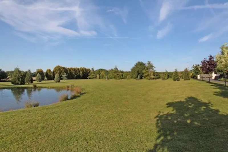 Modern mansion near Warrington, D2223 (photo 71)