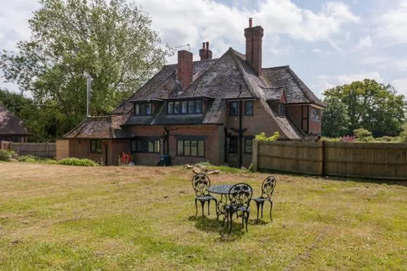 Arts and Crafts pub home Bix , M293 (photo 42)
