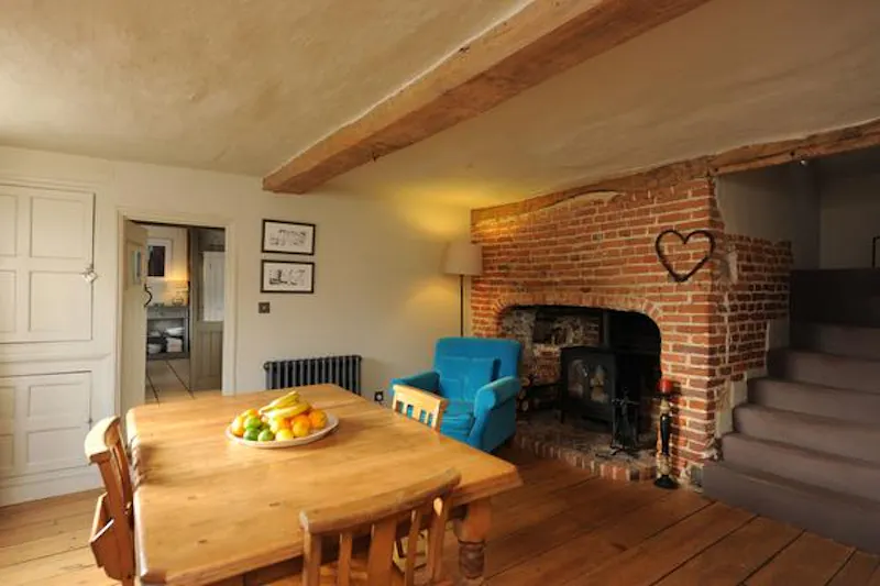Beams at Film location C858 in Essex (photo 3)