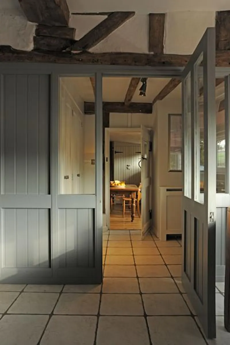 Open plan at Film location C858 in Essex (photo 7)