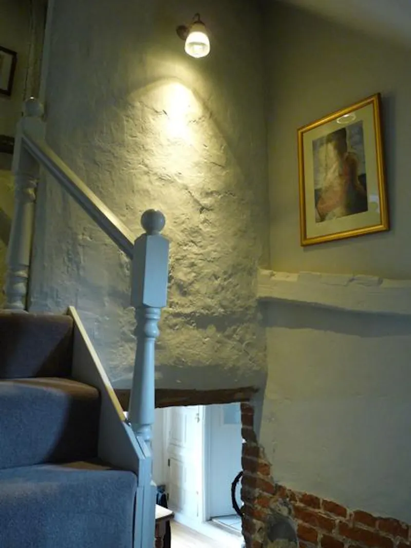Staircase at Film location C858 in Essex (photo 23)