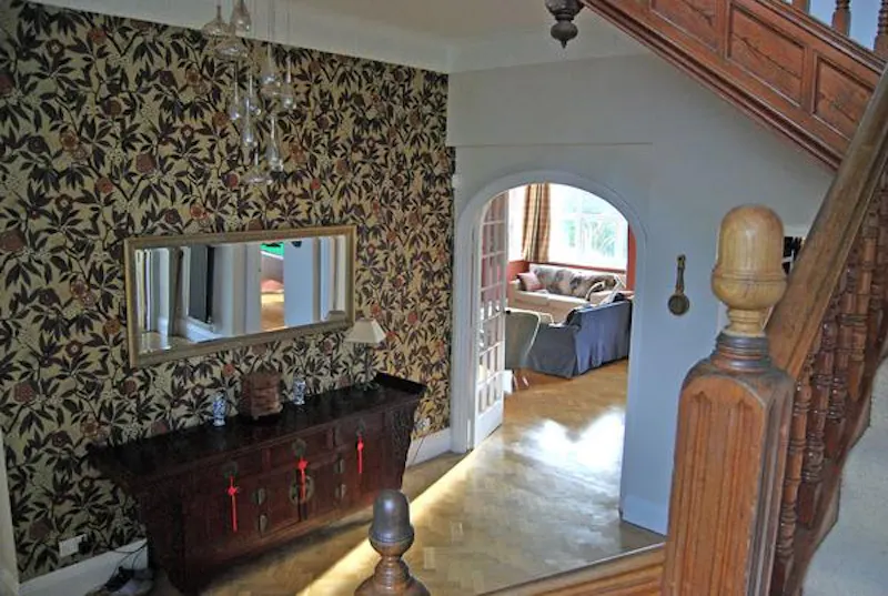 Castle turret house in Hailsham, Q110 (photo 4)
