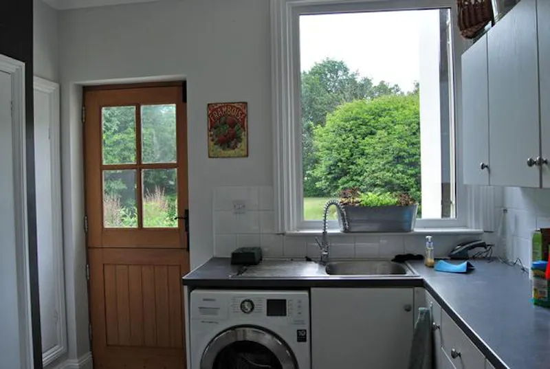 Castle turret house in Hailsham, Q110 (photo 12)