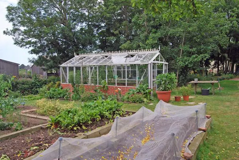 Conservatory at Castle turret house in Hailsham, Q110 (photo 80)
