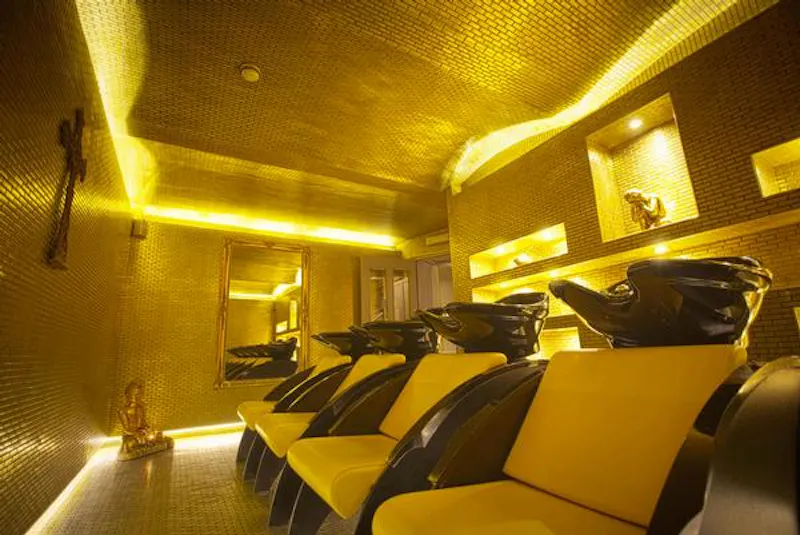 Luxury hair salon in Spitalfields, Q111 (photo 8)