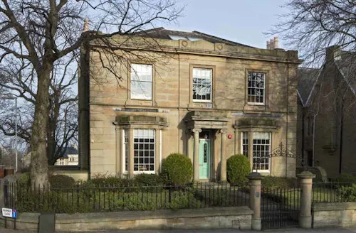 Georgian Huddersfield house, A1386