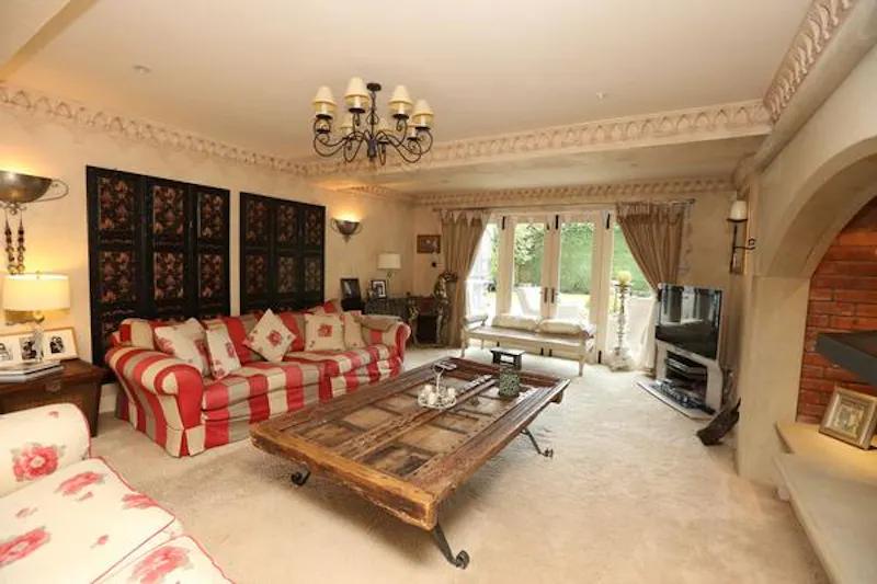 Large Prestwich house, D2224 (photo 4)