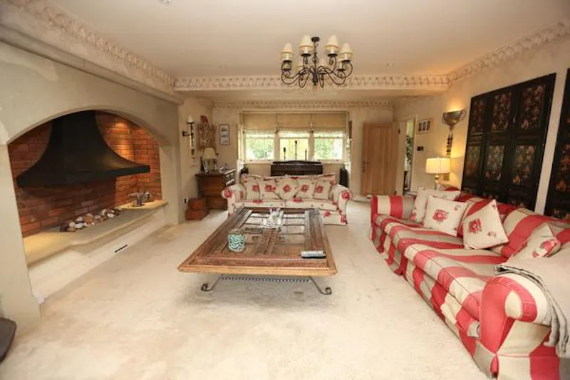 Large Prestwich house, D2224 (photo 7)