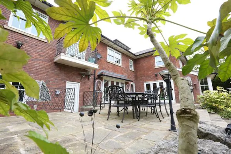 Terrace/Patio at Large Prestwich house, D2224 (photo 49)