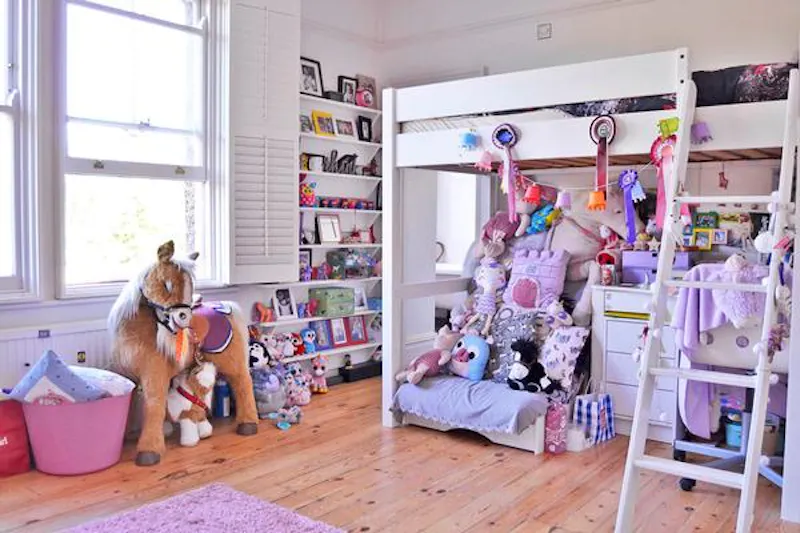 Bedroom - child's at Spacious home in Hadley Wood, E422 (photo 22)