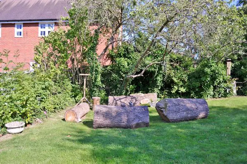 Spacious home in Hadley Wood, E422 (photo 45)
