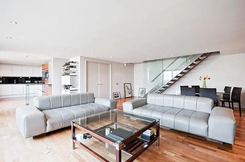 Open plan at Modern flat by Butlers Wharf, F1092 (photo 3)