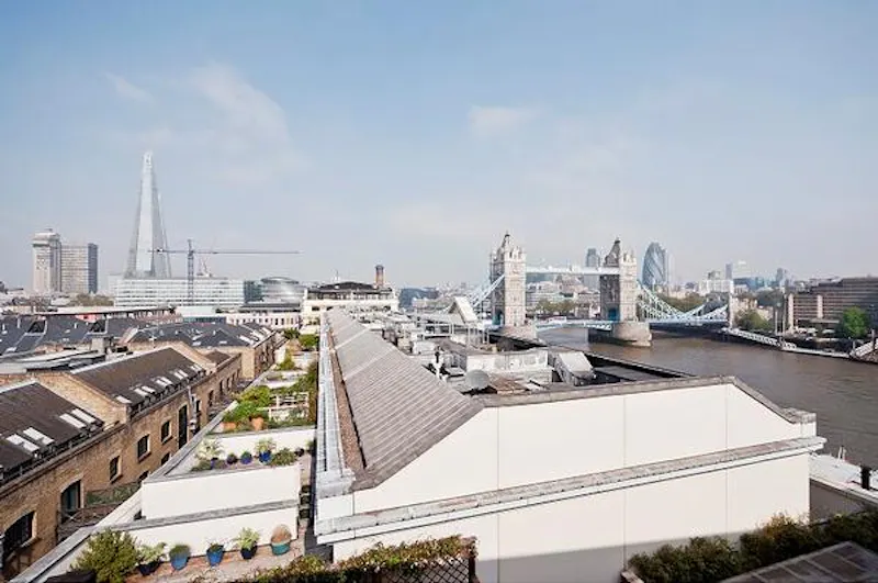 Views - city at Modern flat by Butlers Wharf, F1092 (photo 11)
