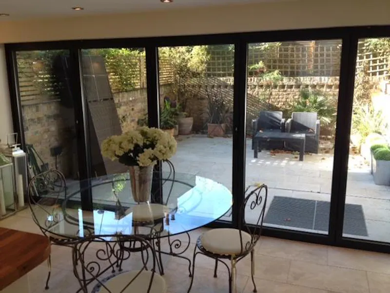 Dining room at Hammersmith townhouse, B1693 (photo 4)