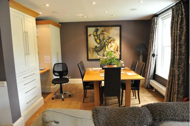 Spectacular Newbury estate, G96 (photo 15)