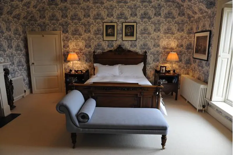 Spectacular Newbury estate, G96 (photo 32)