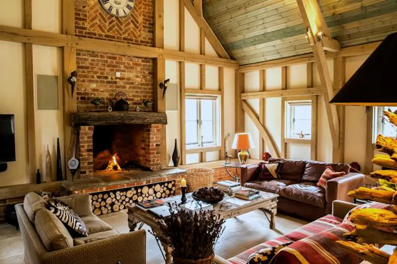 Living Room at Spectacular Newbury estate, G96 (photo 58)