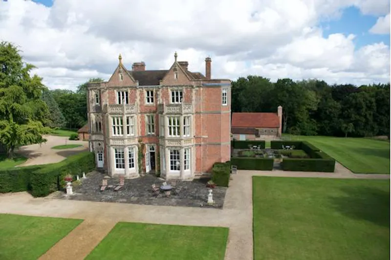 Spectacular Newbury estate, G96 (photo 80)