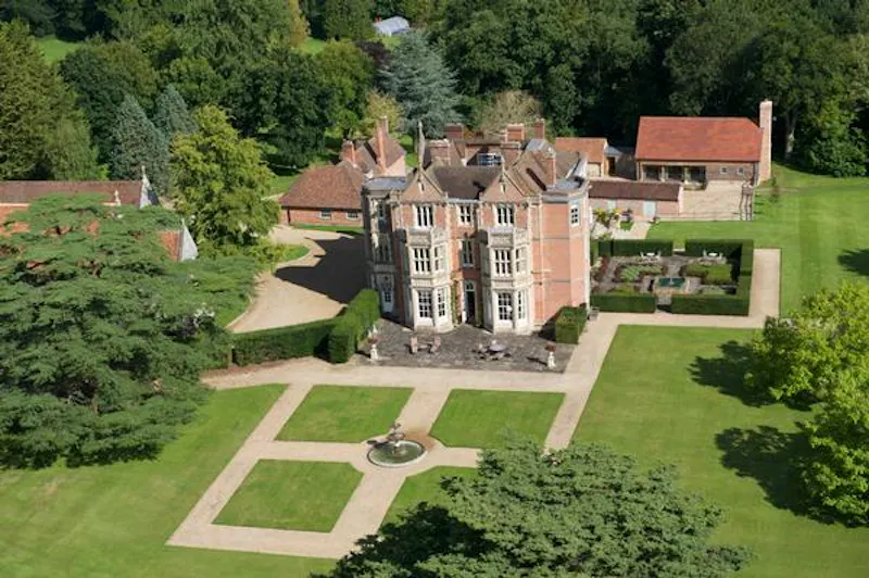 Garden - formal at Spectacular Newbury estate, G96 (photo 89)
