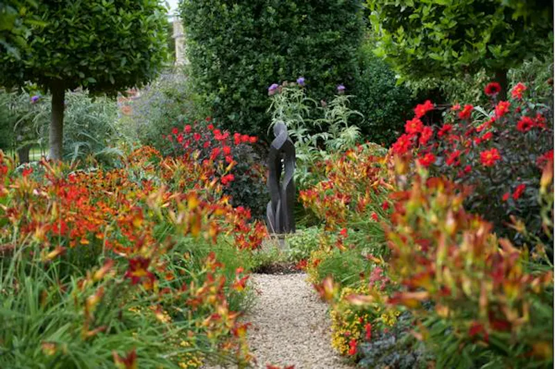 Spectacular Newbury estate, G96 (photo 103)