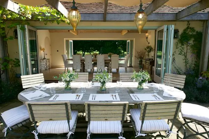 Spectacular Newbury estate, G96 (photo 108)