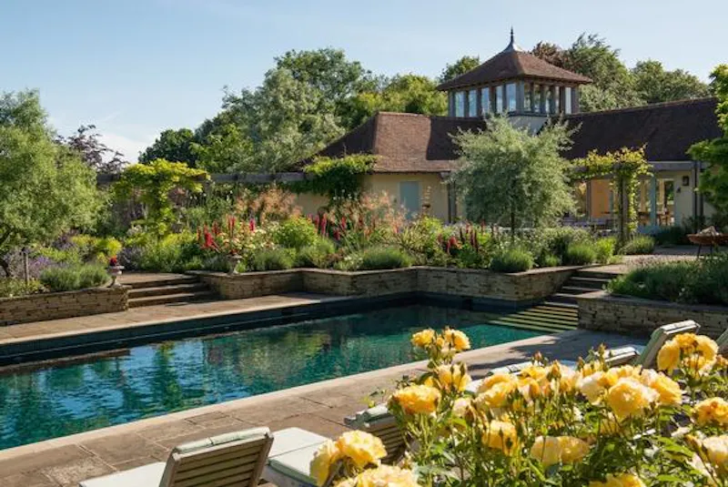 Swimming pool - outdoor at Spectacular Newbury estate, G96 (photo 113)