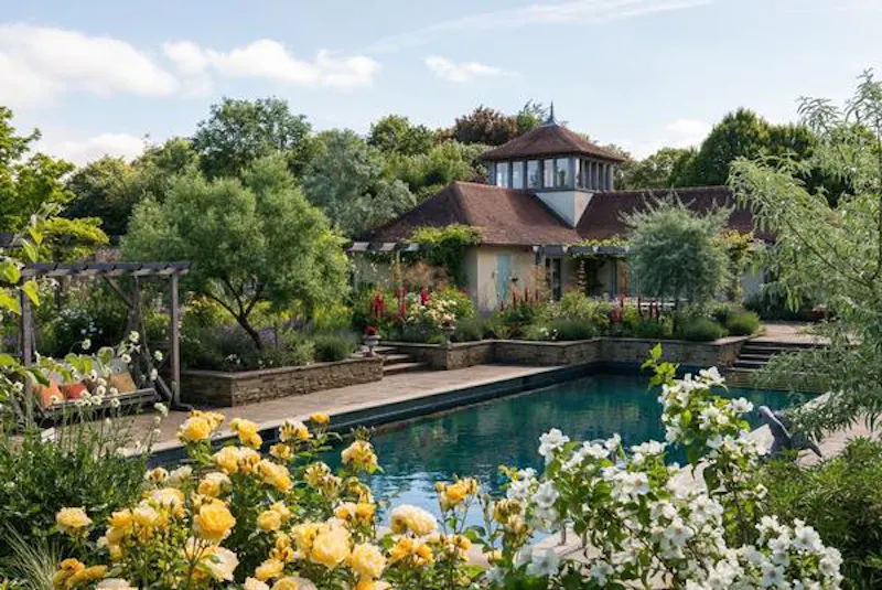 Spectacular Newbury estate, G96 (photo 114)