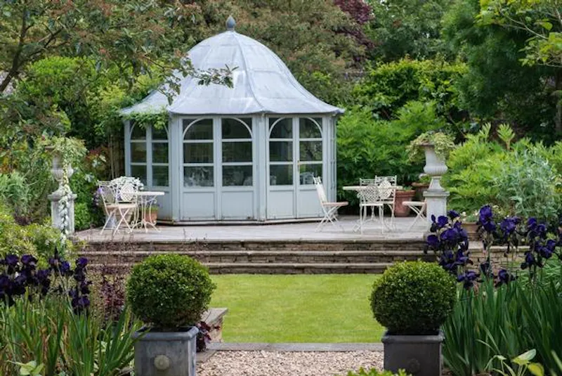Summer house at Spectacular Newbury estate, G96 (photo 116)