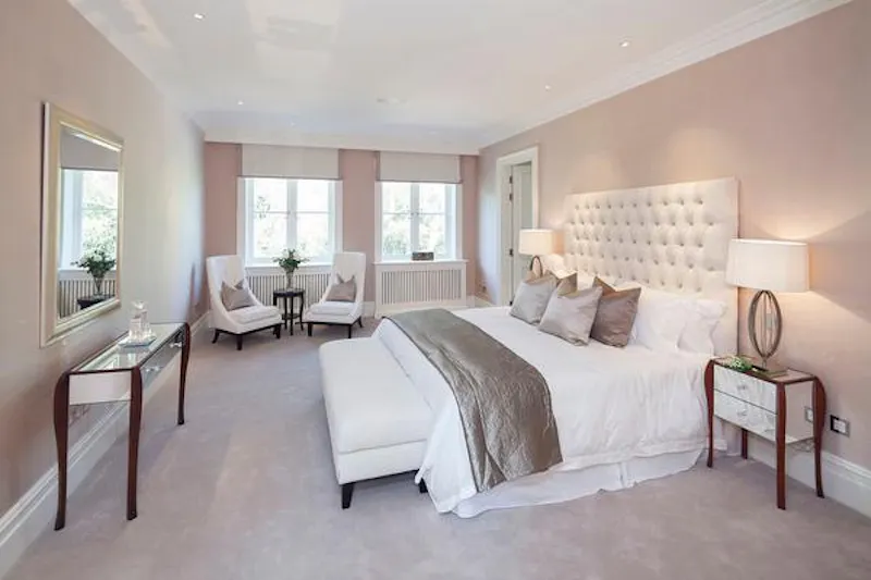 Luxurious Sheen family house, D2225 (photo 32)