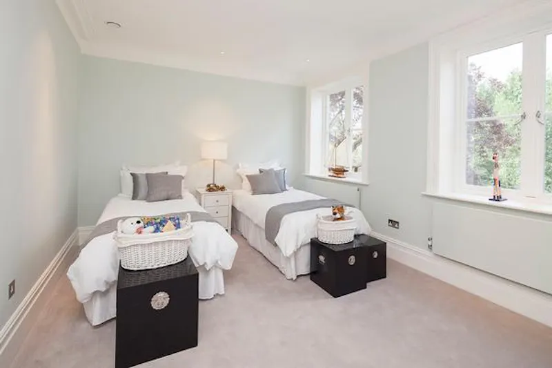 Bedroom - child's at Luxurious Sheen family house, D2225 (photo 46)