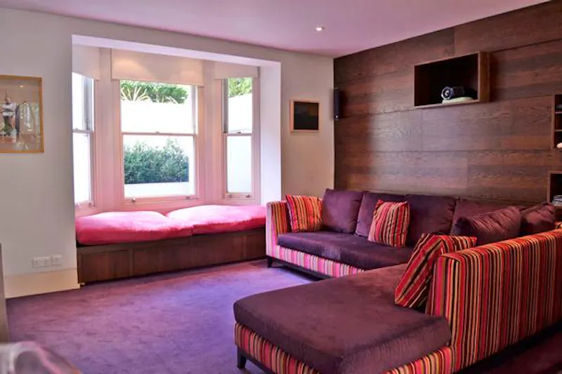 Living Room at Wandsworth family house, B1697 (photo 30)