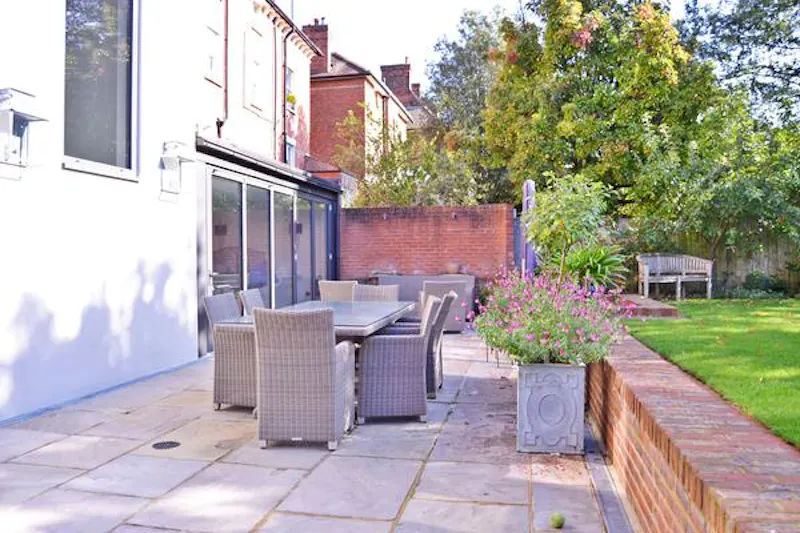 Terrace/Patio at Smart Putney house, B1698 (photo 39)