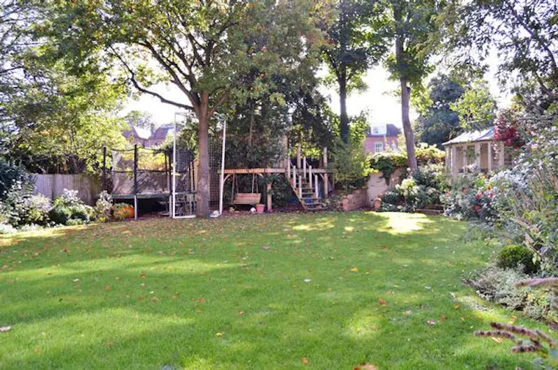 Smart Putney house, B1698 (photo 43)