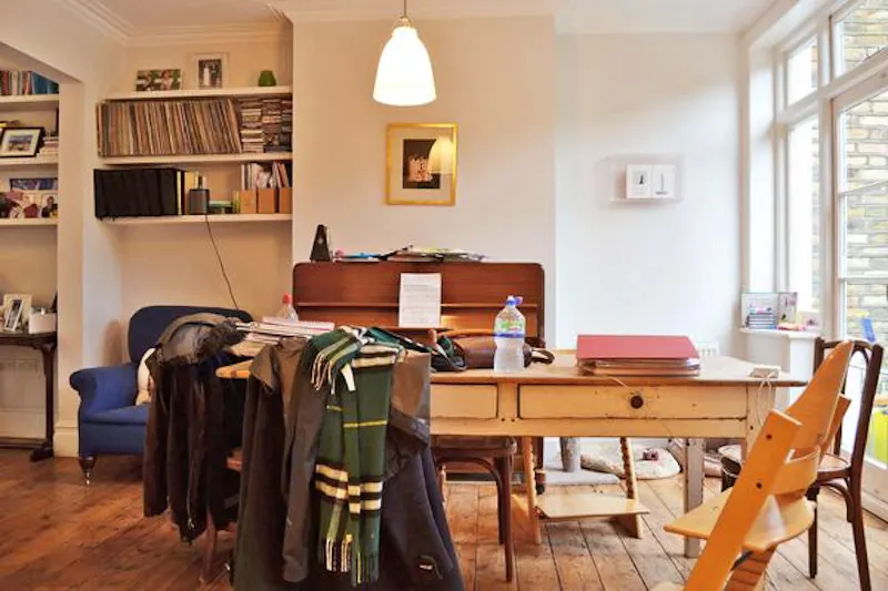 Dining room at Turnham Green family home, B1699 (photo 7)