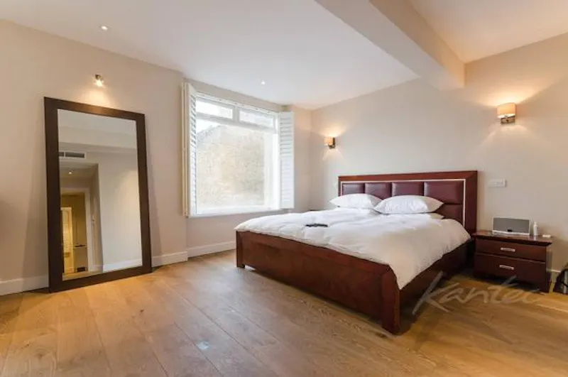 Bedroom at Colourful apartment in Notting Hill, F1095 (photo 10)