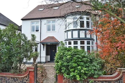 Kensal Rise broken-plan house, D2230