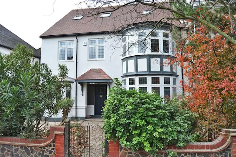Gate at Kensal Rise broken-plan house, D2230 (photo 1)