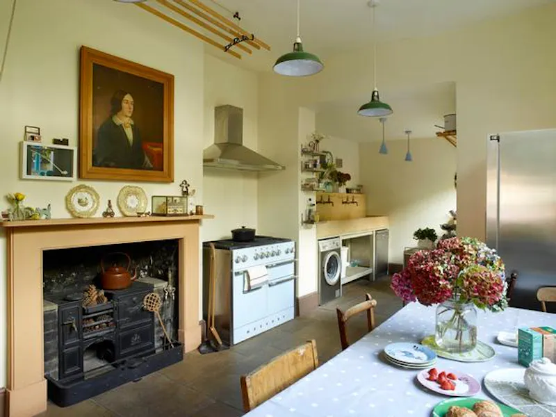 Clapham Coach house, B1703 (photo 3)