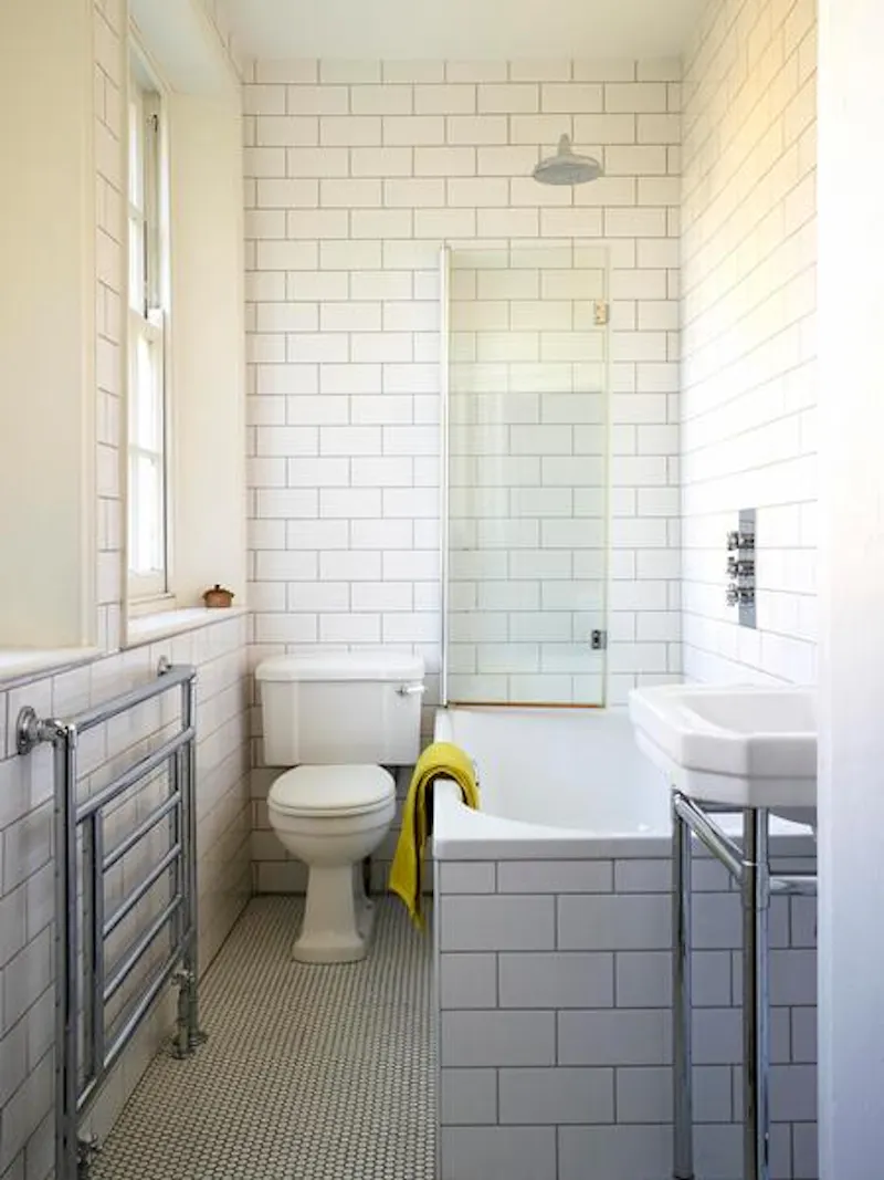 Bathroom at Clapham Coach house, B1703 (photo 14)
