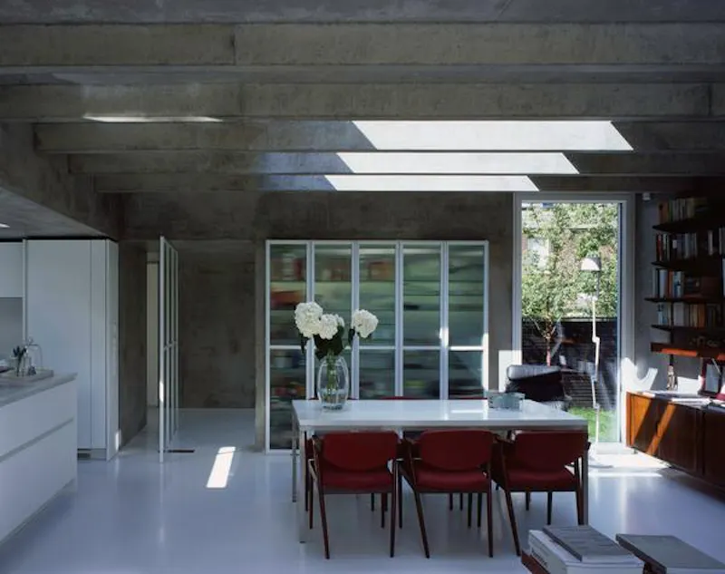 Open plan at Concrete Clapham house , K408 (photo 6)